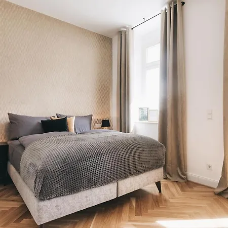 Tip! Modernes 90 Qm City-Apartment Mit Stil & Komfort In Toplage Apartment