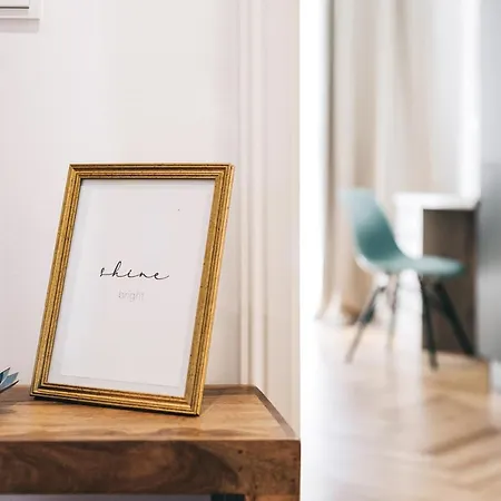 Tip! Modernes 90 Qm City-Apartment Mit Stil & Komfort In Toplage * Dresden